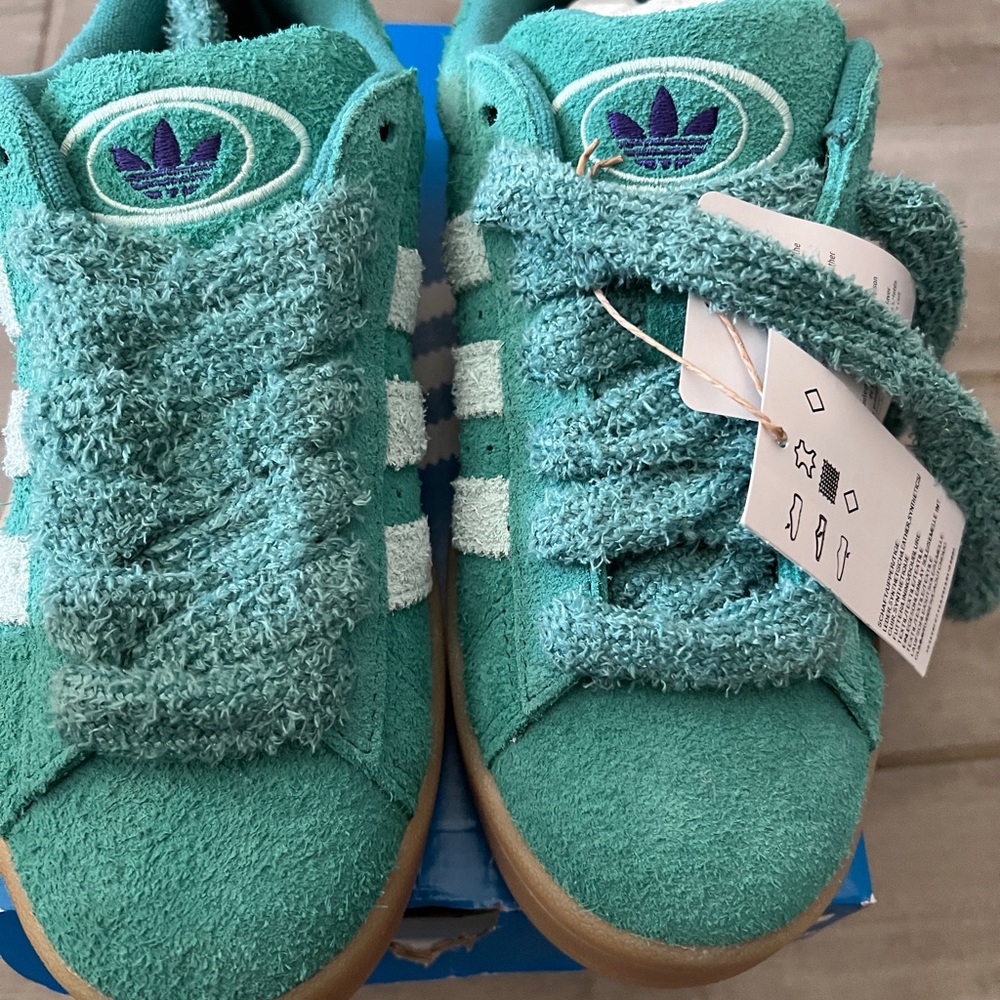 Adidas women’s  Teal Sneakers